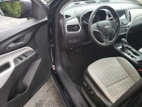 Used 2024 Chevrolet Equinox LS w/ LS Convenience Package AWD/4WD image 10