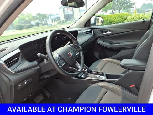 Used 2025 Buick Encore GX Preferred FWD image 31
