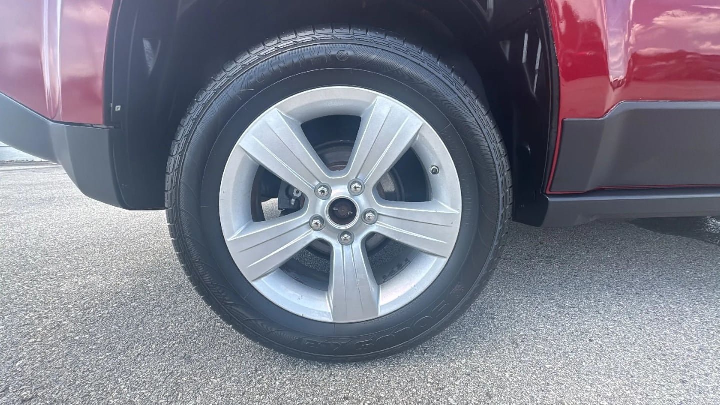 Used 2016 Jeep Patriot Sport w/ Power Value Group AWD/4WD image 30