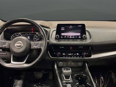 Used 2022 Nissan Rogue SV w/ SV Premium Package AWD/4WD image 11