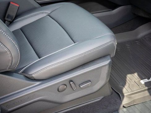 New 2025 Ford F150 Lariat w/ Equipment Group 501A Mid image 36