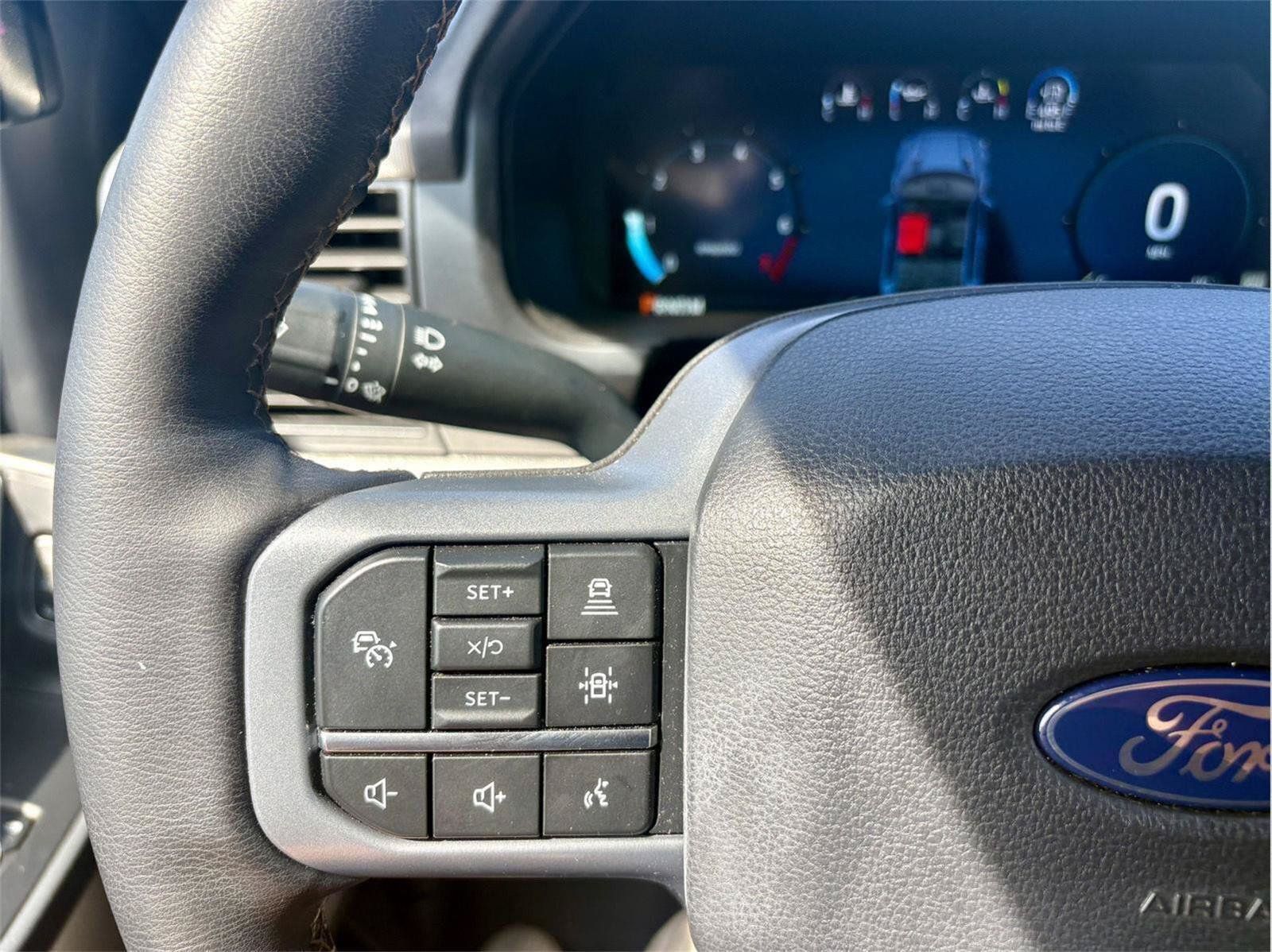 Used 2021 Ford F150 Lariat RWD image 13