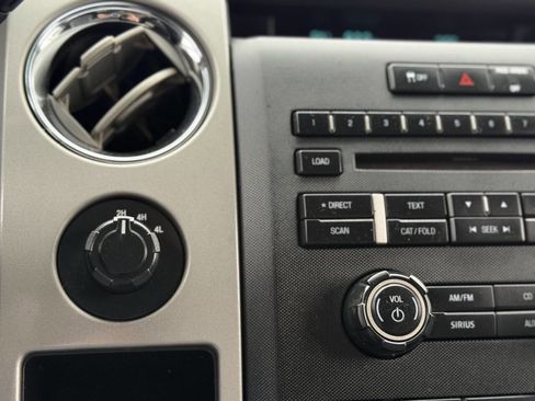 Used 2011 Ford F150 XLT w/ XLT Chrome Pkg image 17