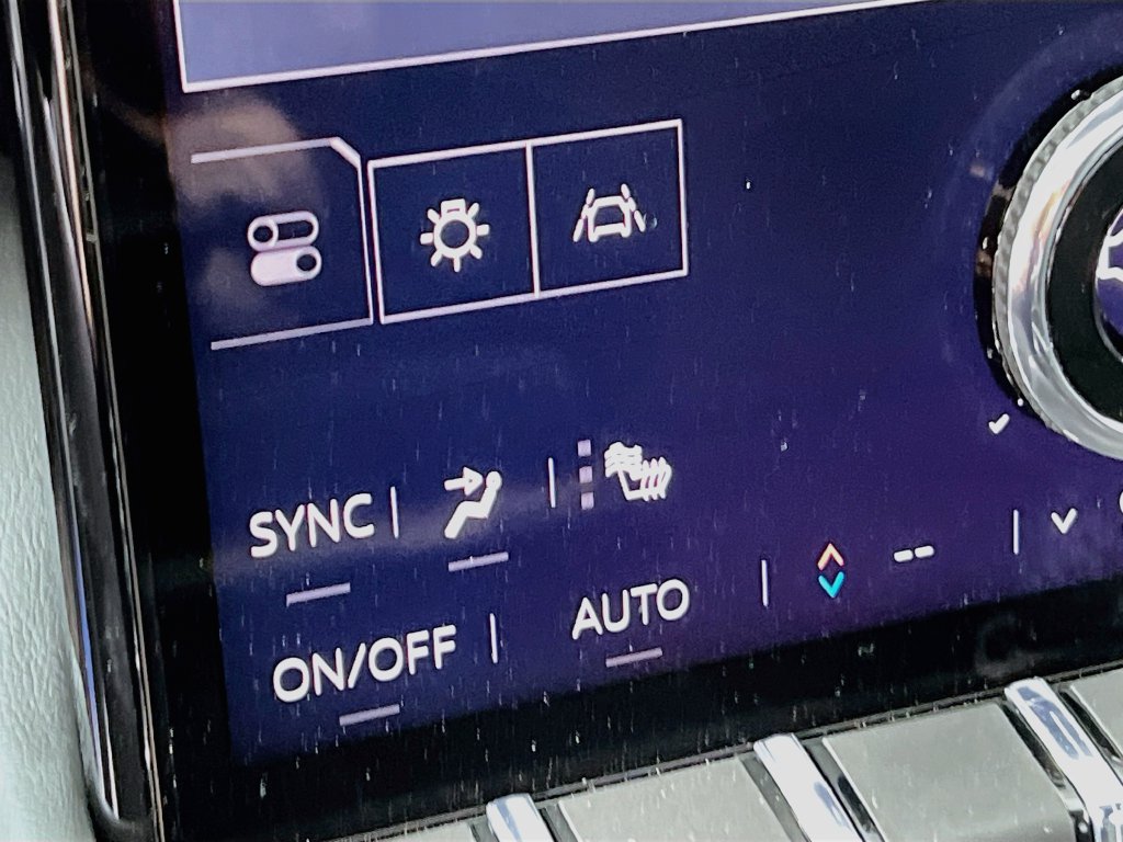 Certified 2026 GMC Terrain AT4 w/ Technology Package II AWD/4WD image 18