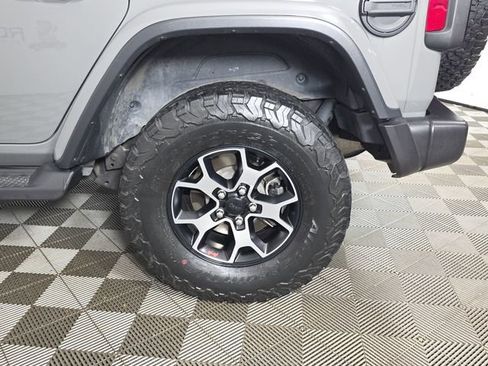Used 2021 Jeep Wrangler Unlimited Rubicon AWD/4WD image 17