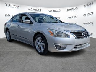 Used 2015 Nissan Altima 2.5 SV w/ Convenience Package video 1
