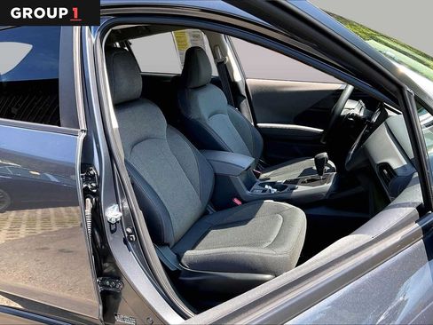 Used 2024 Subaru Crosstrek 2.0i Premium AWD/4WD image 9
