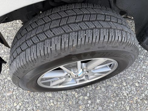 Used 2014 Ford F150 XLT image 17