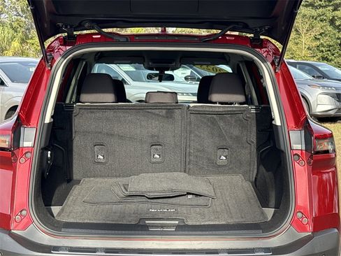 Certified 2023 Nissan Rogue SV image 21