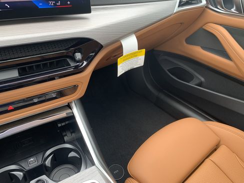 Certified 2026 BMW 430i xDrive Coupe w/ Premium Package image 17