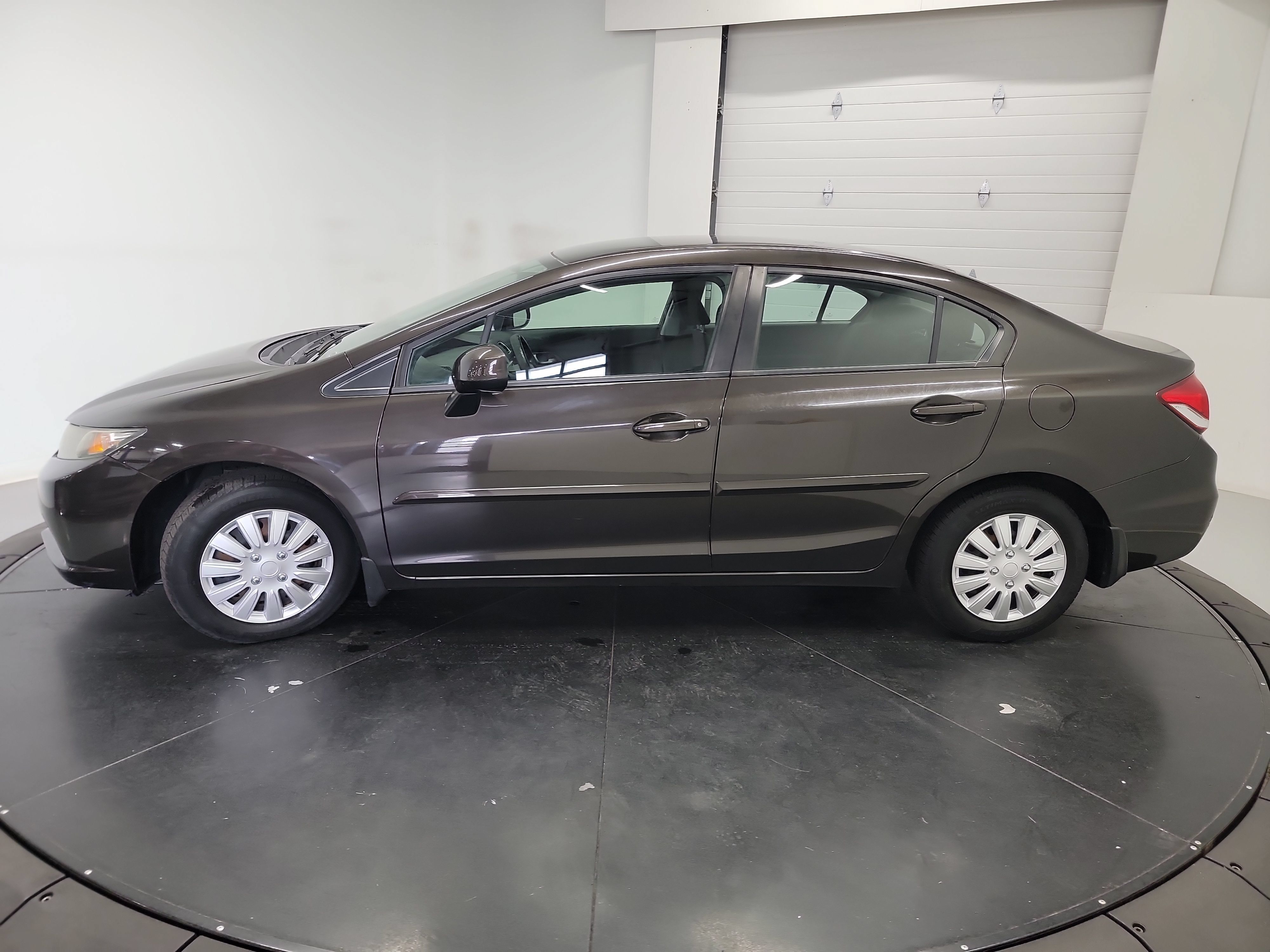 Used 2013 Honda Civic LX image 4