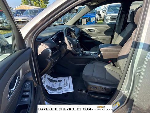Used 2023 Chevrolet Traverse LT AWD/4WD image 14