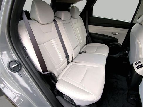 Used 2025 Hyundai Tucson SEL FWD image 20