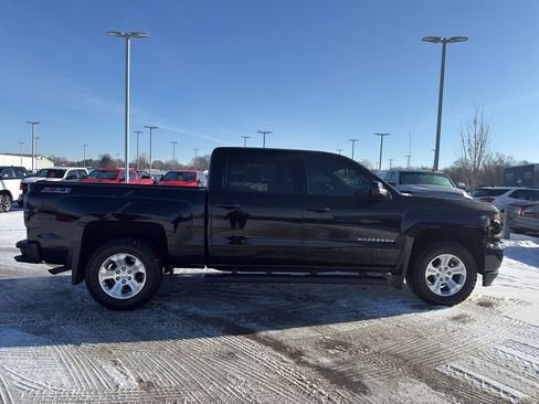 Used 2017 Chevrolet Silverado 1500 LT w/ All Star Edition image 4