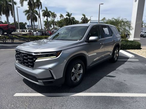 Certified 2023 Honda Pilot EX-L image 4