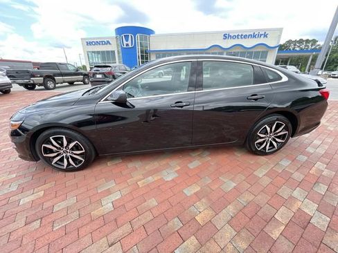 Used 2024 Chevrolet Malibu RS FWD image 29
