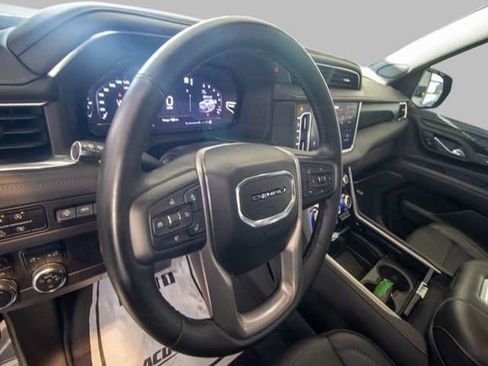Certified 2023 GMC Yukon Denali image 27