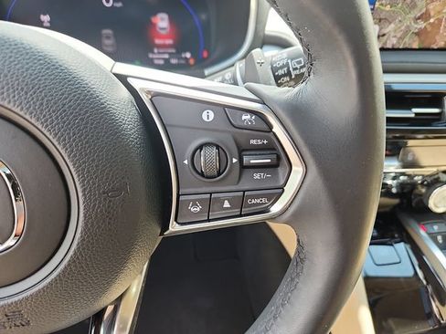 Used 2025 Acura MDX SH-AWD w/ Technology Package image 23