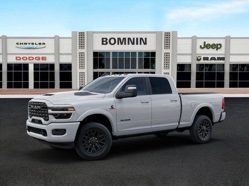New 2026 RAM 2500 Limited AWD/4WD image 2