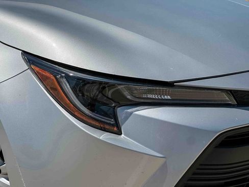 Used 2024 Toyota Corolla LE FWD image 10