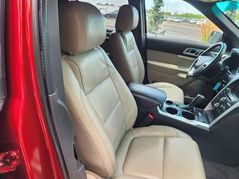Used 2014 Ford Explorer XLT w/ Equipment Group 202A image 13
