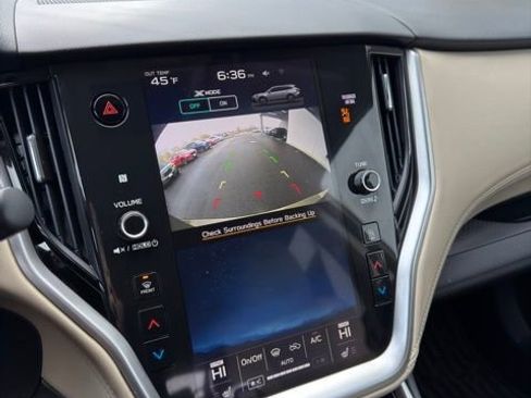 Used 2020 Subaru Outback Premium image 10