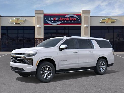 New 2025 Chevrolet Suburban Premier image 2