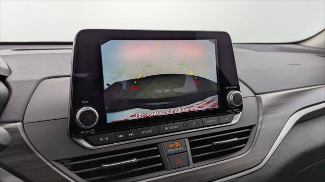 Used 2025 Nissan Altima 2.5 SV FWD image 26