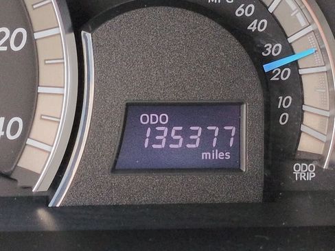 Used 2012 Toyota Camry SE FWD image 24