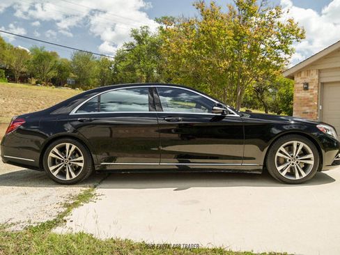Used 2017 Mercedes-Benz S 550 4MATIC Sedan image 9