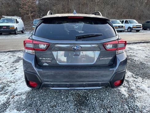 Used 2023 Subaru Crosstrek 2.0i Premium image 4