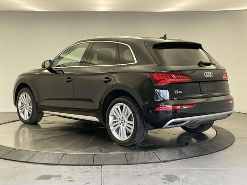 Used 2019 Audi Q5 2.0T Premium Plus w/ Premium Plus Package image 3