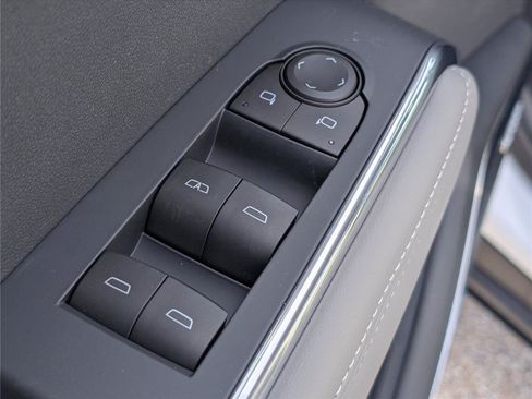 New 2026 GMC Acadia Elevation w/ Elevation Premium Package FWD image 14