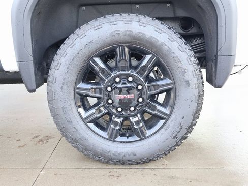 New 2026 GMC Sierra 2500 AT4 image 48