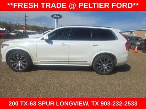 Used 2024 Volvo XC90 B5 Core w/ Protection Package Premier image 4