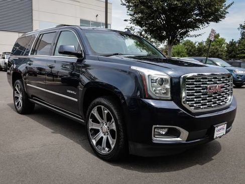 Used 2018 GMC Yukon XL Denali w/ Open Road Package AWD/4WD image 7
