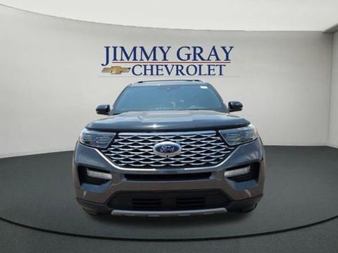 Used 2020 Ford Explorer Platinum w/ Premium Technology Package AWD/4WD image 8