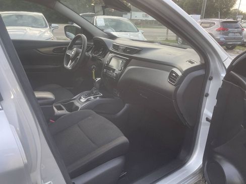 Used 2021 Nissan Rogue Sport S FWD image 22