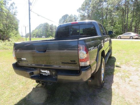 Used 2015 Toyota Tacoma PreRunner w/ TRD Sport Package image 6