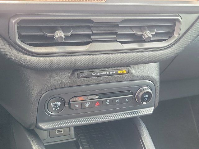 Certified 2025 Ford Bronco Sport Outer Banks w/ Outer Banks Tech Package+ AWD/4WD image 14