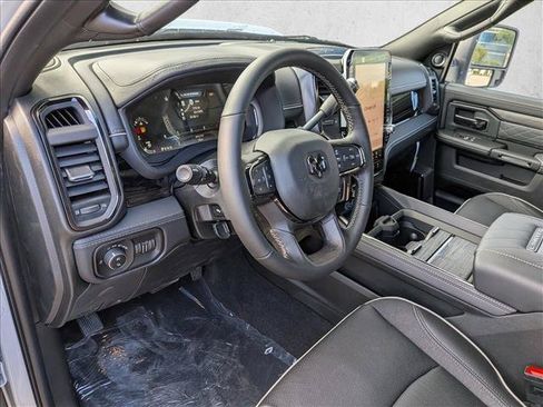 New 2026 RAM 2500 Limited AWD/4WD image 3
