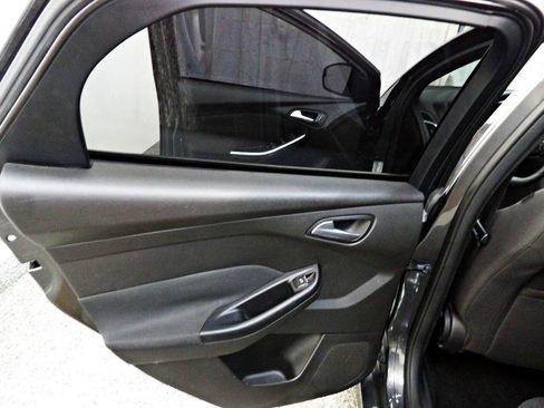 Used 2016 Ford Focus ST FWD image 12