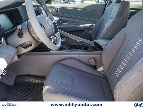 New 2026 Hyundai Elantra Sport FWD image 21