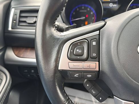 Used 2016 Subaru Outback 3.6R Limited image 40