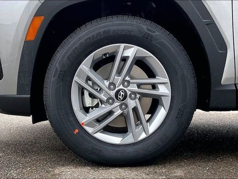 New 2026 Hyundai Tucson SE FWD image 12
