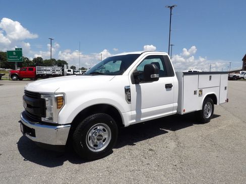 Used 2019 Ford F350 XL w/ XL Value Package RWD image 3