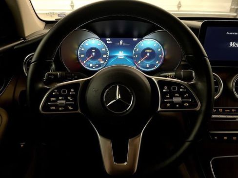 Used 2022 Mercedes-Benz GLC 300 image 16
