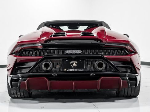 Used 2022 Lamborghini Huracan EVO RWD image 41