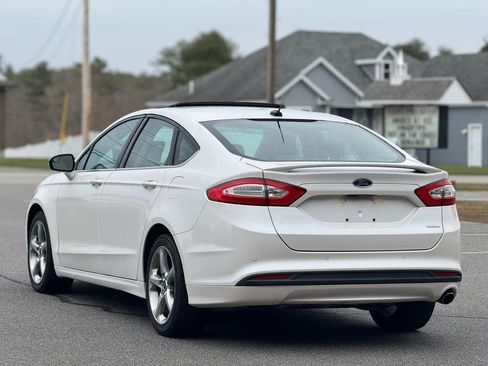 Used 2013 Ford Fusion SE image 8