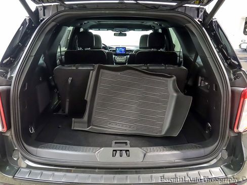 Used 2023 Ford Explorer ST-Line w/ Class IV Trailer Tow Package image 25